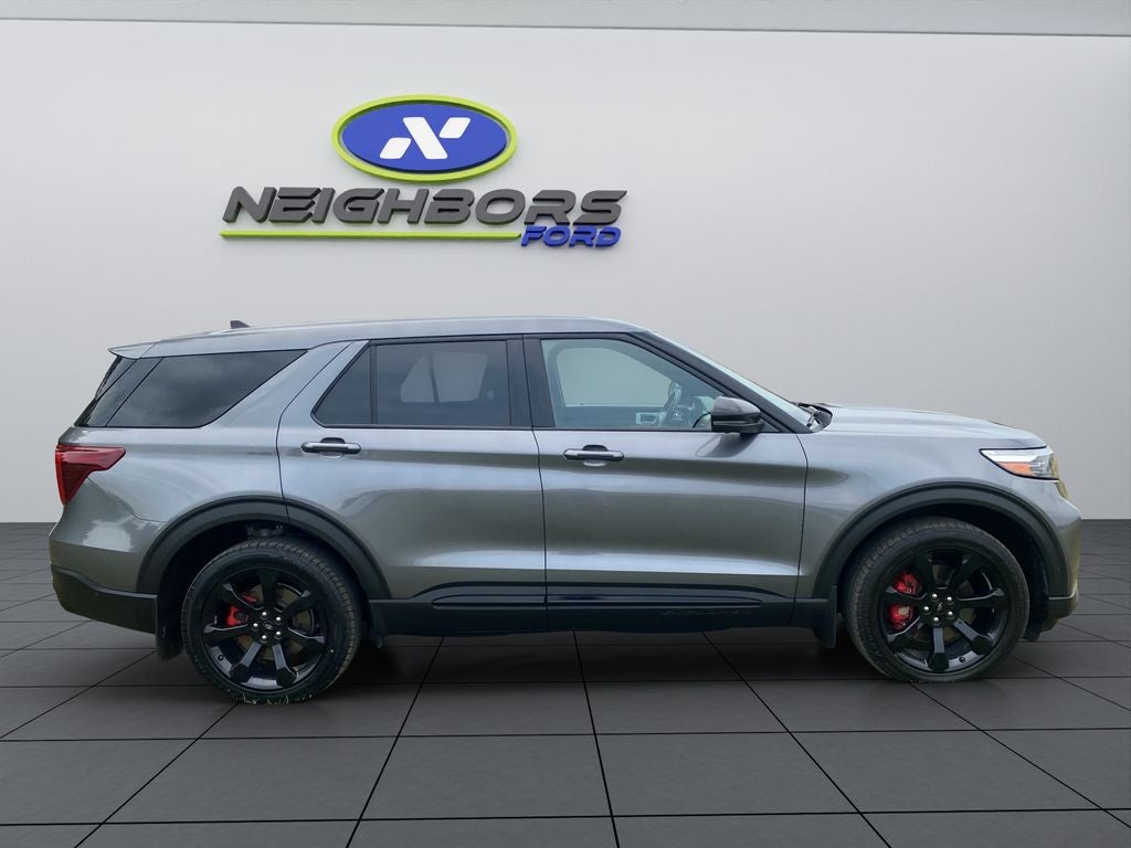 2022 Ford Explorer ST