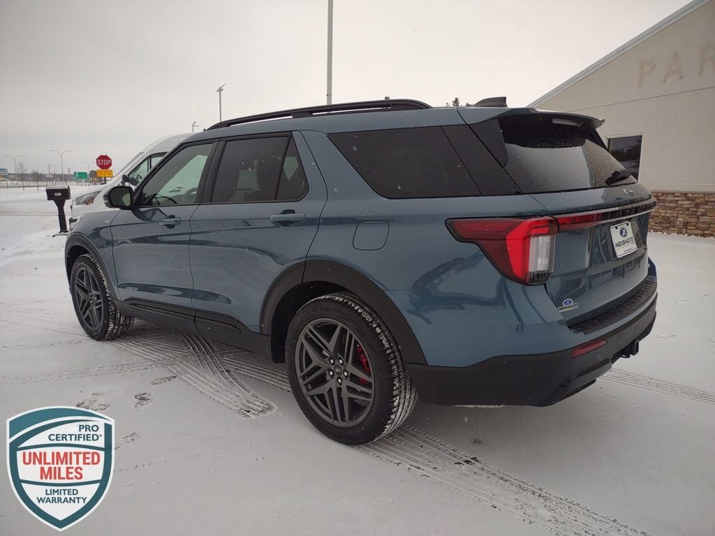 2026 Ford Explorer ST-Line