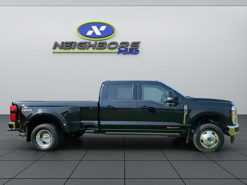 2023 Ford F-350SD Lariat DRW