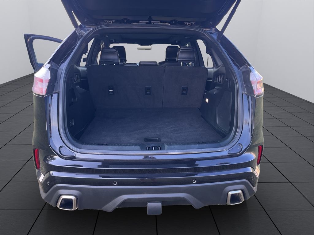 2021 Ford Edge ST