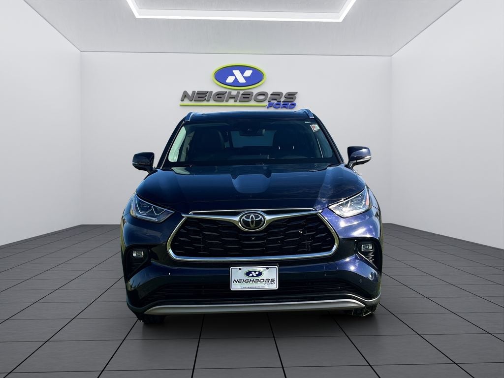 Used 2023 Toyota Highlander Platinum with VIN 5TDKDRBH8PS517560 for sale in Park Rapids, Minnesota