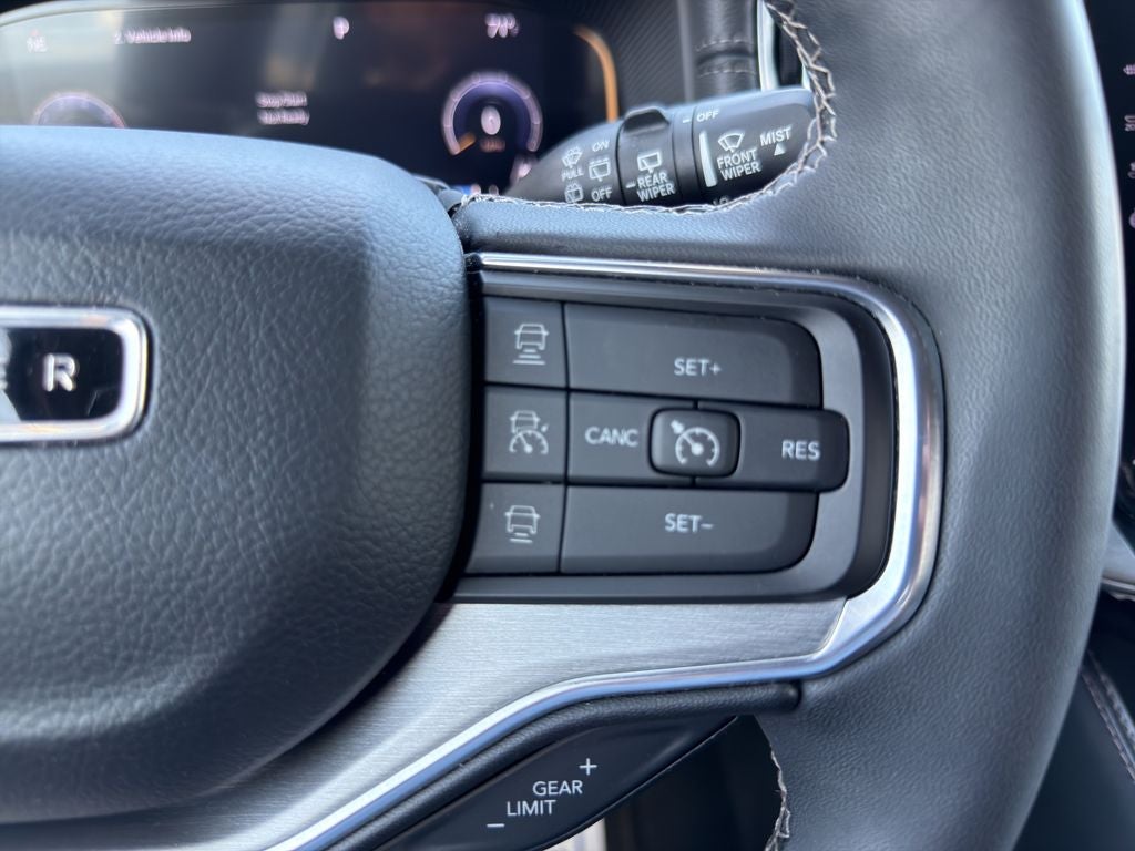 2023 Jeep Wagoneer Series II