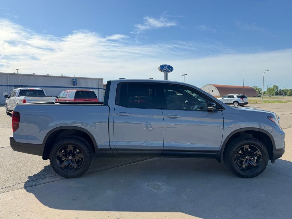 2022 Honda Ridgeline Black Edition